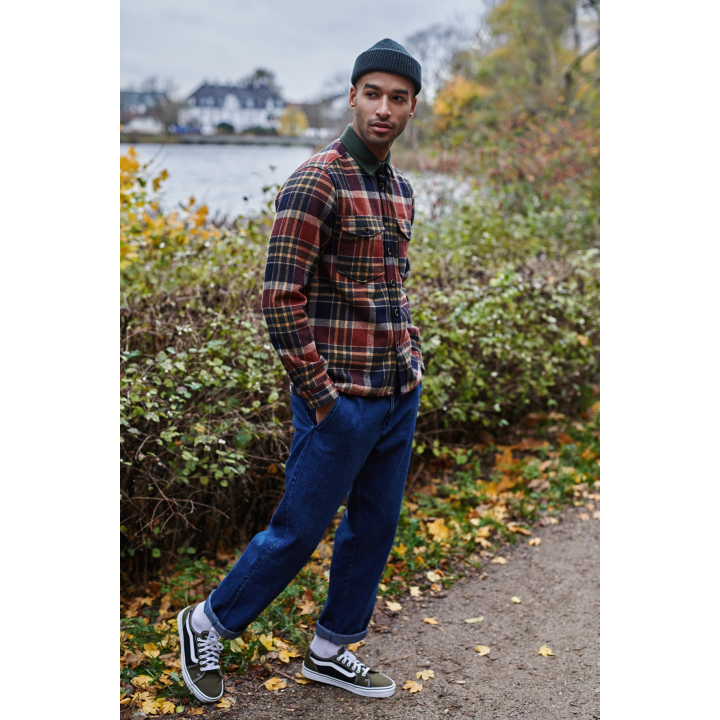 Anerkjendt Aklion Check Overshirt in Deep Forest - 900247