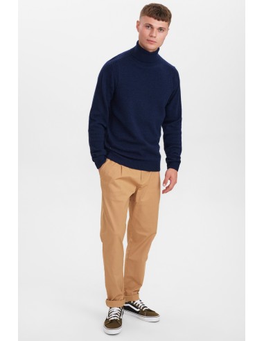 Anerkjendt Aksimon Lambswool Roll Neck Knit in Sky Captain - 900355