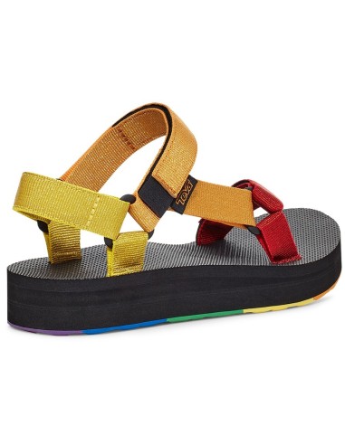 TEVA Midform Universal Pride