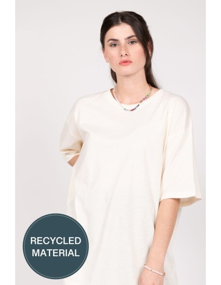 24 COLOURS Oversized T-shirt in White - 11730c
