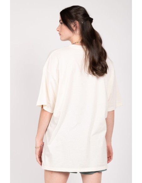24 COLOURS Oversized T-shirt in White - 11730c