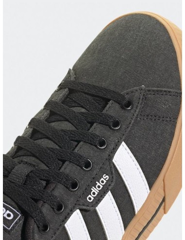 Adidas Daily 3.0 in  Core Black / Cloud White / Gum - HP6032