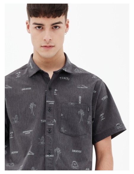 EMERSON ΑΝΔΡΙΚΟ ΕΛΑΣΤΙΚΟ ΚΟΝΤΟΜΑΝΙΚΟ ΠΟΥΚΑΜΙΣΟ ΜΕ ΤΡΟΠΙΚΟ ΜΟΤΙΒΟ OFF BLACK -221.EM61.03