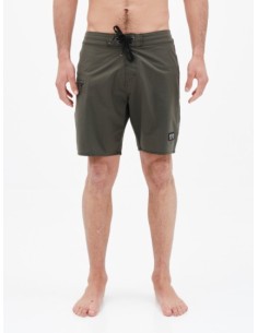BASEHIT ΑΝΔΡΙΚΟ ΜΟΝΟΧΡΩΜΟ BOARDSHORTS 49cm...
