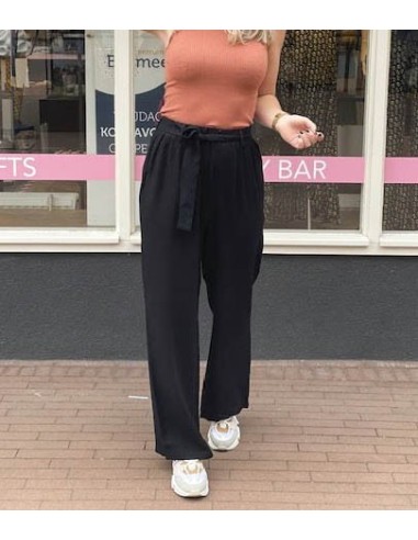 24COLOURS Pants in Black - 60637a