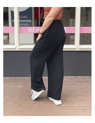 24COLOURS Pants in Black - 60637a