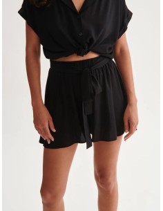 24COLOURS Black Shorts - 60818b