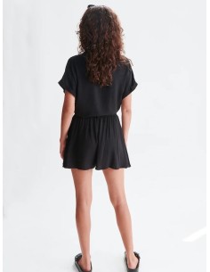 24COLOURS Black Shorts - 60818b 2