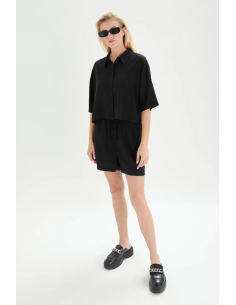 24COLOURS Black Shorts  - 60819b