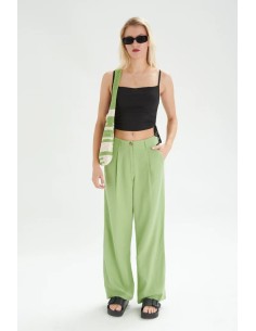 24COLOURS Pants in Green - 60834b
