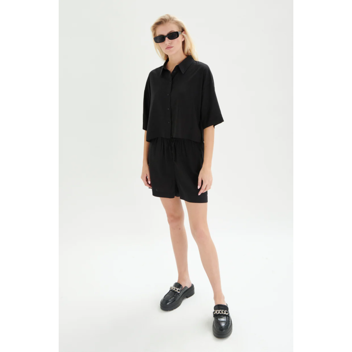 24COLOURS Black Linen Shorts  - 60819b