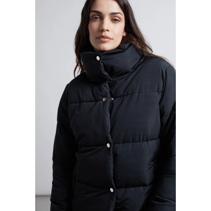 24COLOURS  coat in black-90476a
