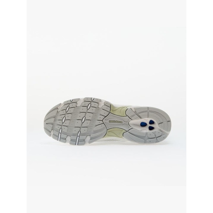 New Balance Classics Reflection Sneakers - U530CSC