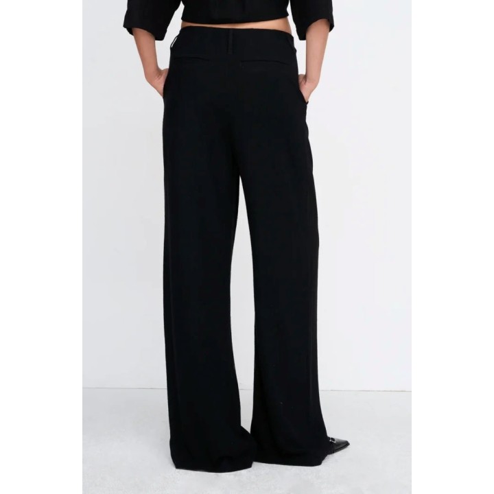 24 Colours Pants in Black - 60941a