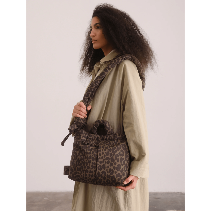 Olend Compact Ona Soft Bag Leopard - com-leo